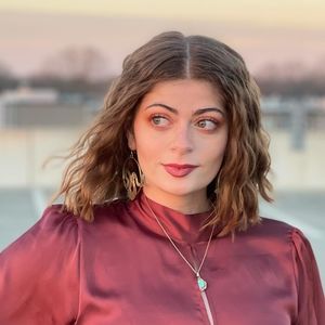 Meet your Posher, Olivia